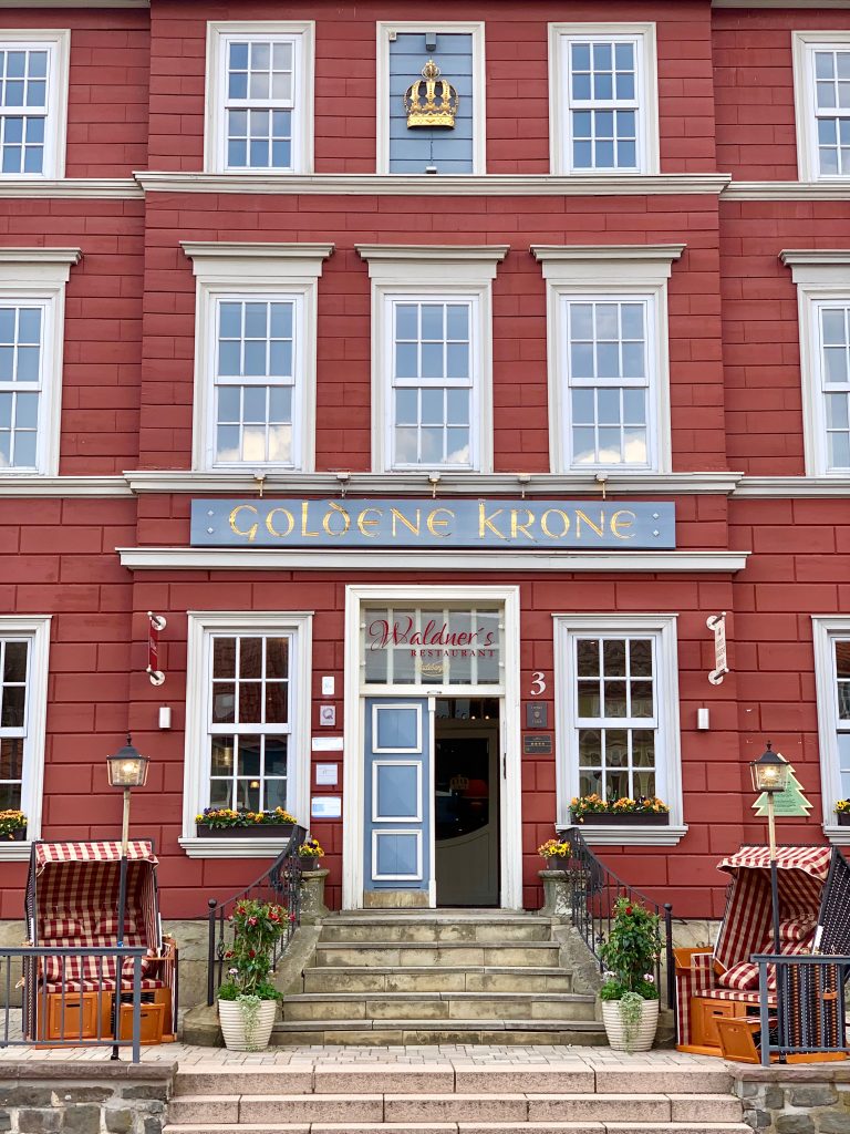 Gemütliches Zimmer im Hotel Goldene Krone – Wohlfühlauszeit